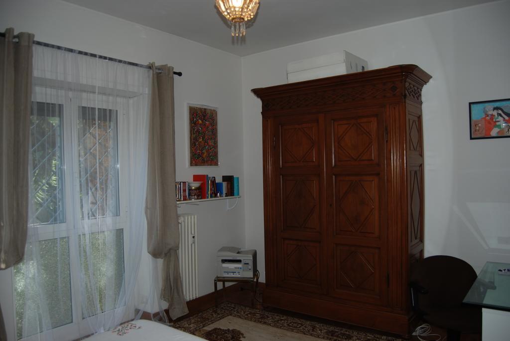 La Badia Del Cavaliere Bed & Breakfast โรม ห้อง รูปภาพ