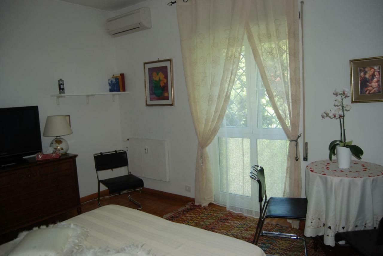 La Badia Del Cavaliere Bed & Breakfast โรม ภายนอก รูปภาพ